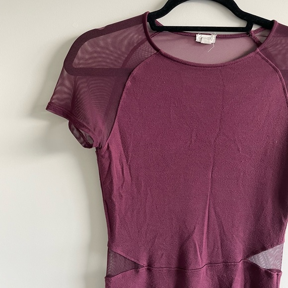 Burgundy Skater Dress Size S Good Condition - Picture 2 of 3